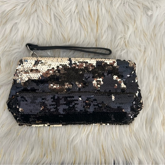 Victoria's Secret Black and Gold Sequin Wristlet - Picture 2 of 5